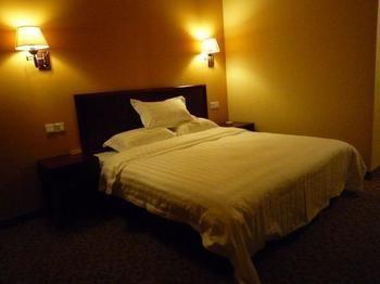לואיאנג Country Garden Hotel מראה חיצוני תמונה